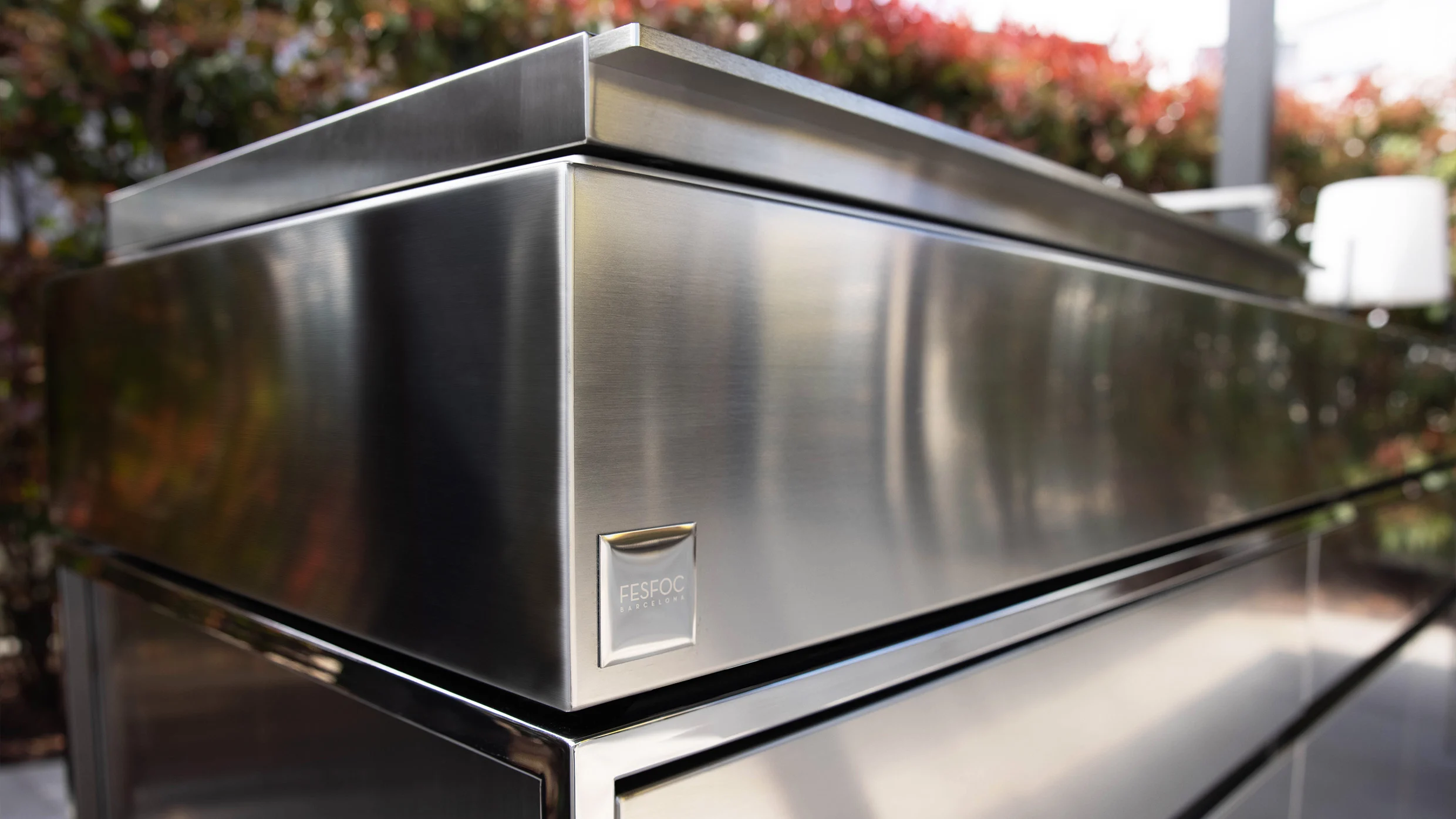 modern outdoor kitchen island