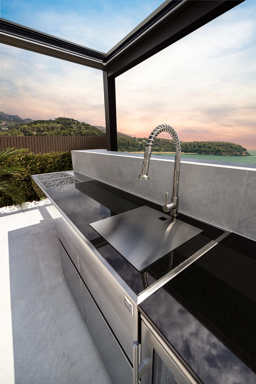 stainless steel outdoor kitchens