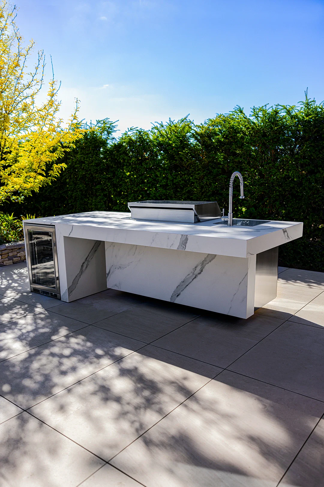 luxury outdoor kitchen