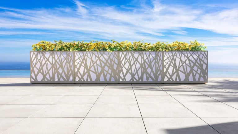 outdoor illuminated planters