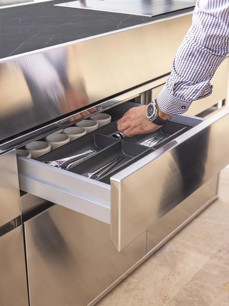 Garden kitchen island